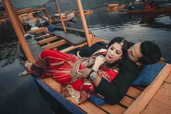 Kashmir trip for couple