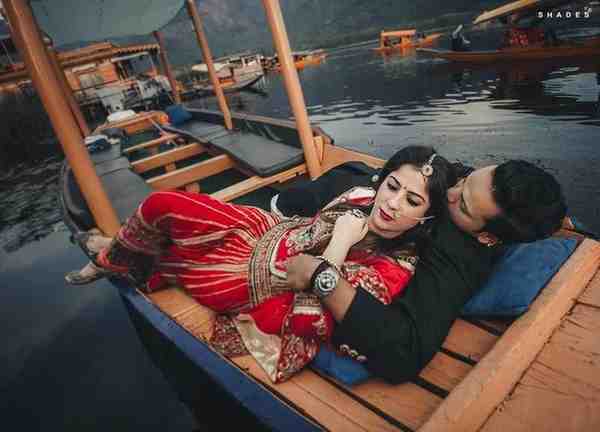 Kashmir trip for couple